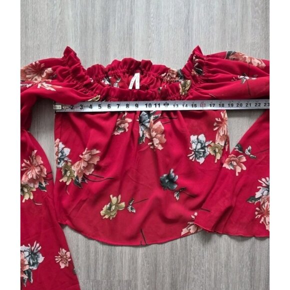 Live 4 Truth Red Floral Off Shoulder Peasant Blouse Bell Sleeve Boho Top L - Picture 4 of 10